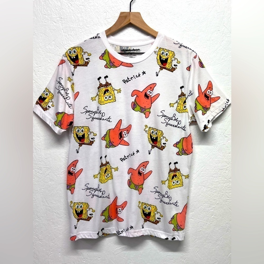 NICKELODEON- SpongeBob T-Shirt - M